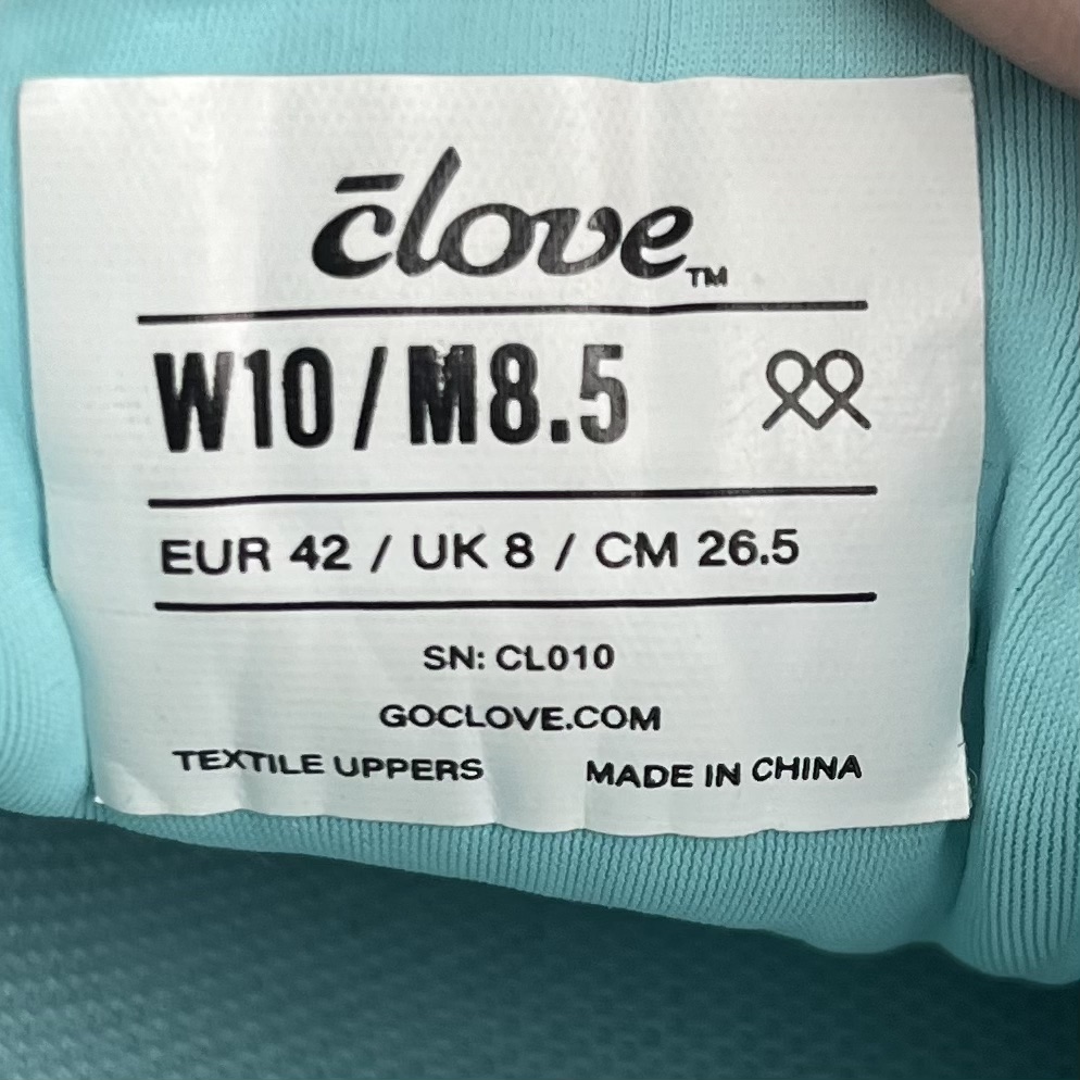 Clove style tag