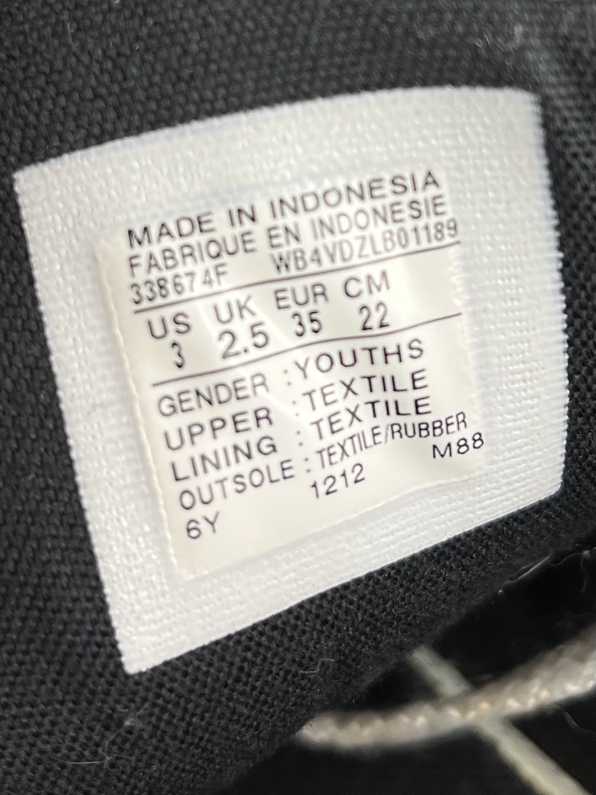 Converse style tag